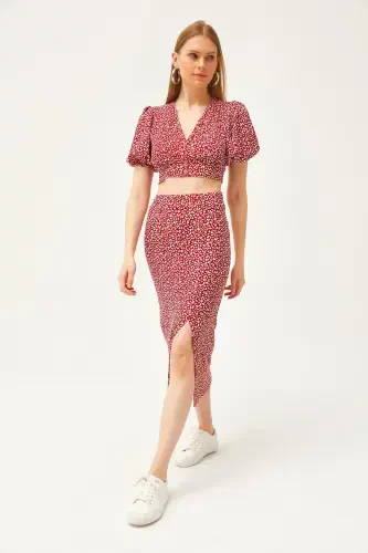 Ayol Qizil Yuqori Tugmali Bluz Pastki Yirtqichli Yubka - 4