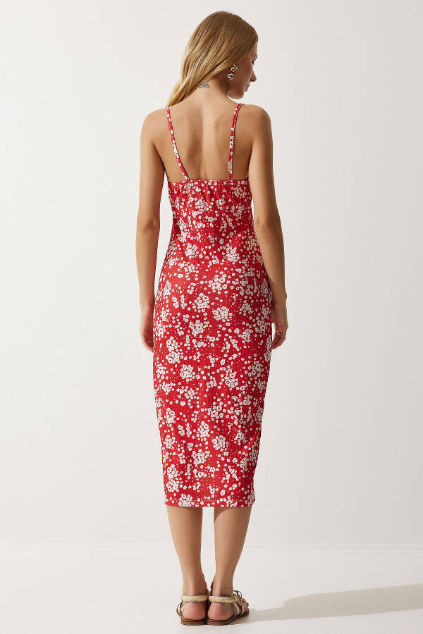 Ayol Tirik Oq Qizil Gullari Yirtqich Yozgi - 4