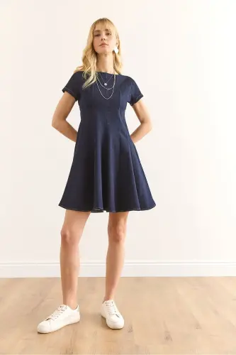 Ayol to'q ko'k orqa fermuarli bo'lakli qo'ng'iroq denim E - OLALOOK (1)