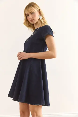 Ayol to'q ko'k orqa fermuarli bo'lakli qo'ng'iroq denim E - 4