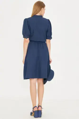 Ayol To‘q ko‘k V yoqali beli rezinkali qisqa yengli Klos ko‘ylak ARM-25Y001001-To‘q ko‘k - 4