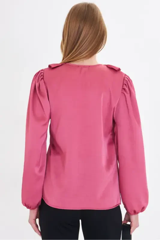 Ayol To'q pushti yoqasi burmali yelkasi büzgülü qo'li rezinkali paxta satin bluzka ARM-22K001059-To'q pushti - 5