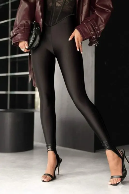 Ayollar baland belli poshnali tagidan o'tadigan diving tayt - 3