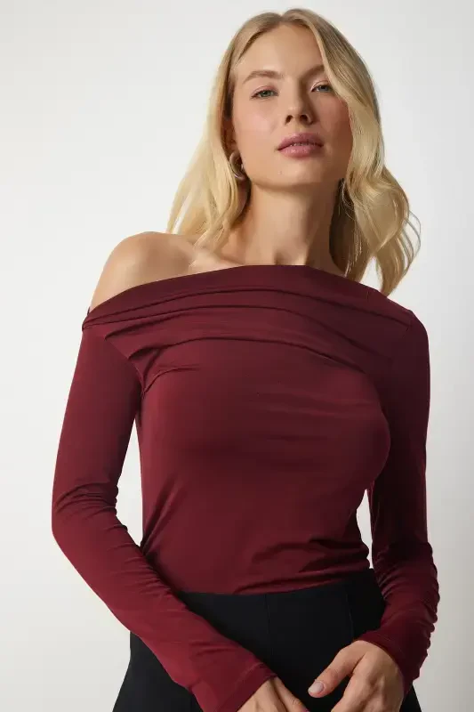 Ayollar bordo rangli keng yoqali burmali bluzka TO00073-Bordo - 2