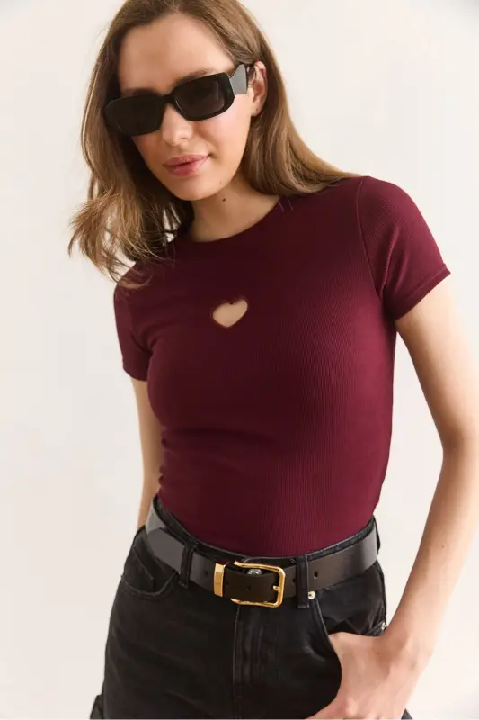Ayollar Bordo Yurak Bo'yinli Ingichka Fitilli Crop Bluz - 12