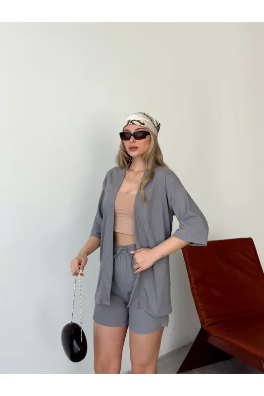 Ayollar bosimsiz past yelkali shortikli kimono to'plami - Fumo - 4