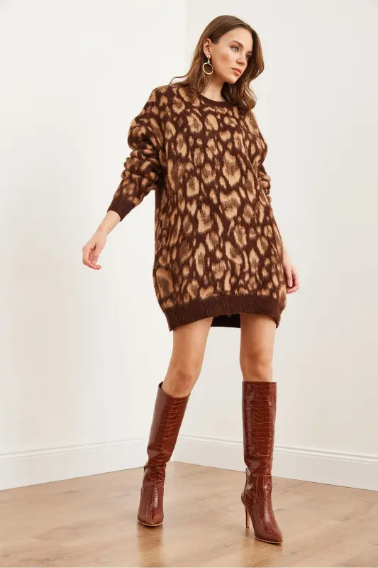 Ayollar Camel Shardonli Katta o'lchamli Leopard Tunika Ko'ylak - 2