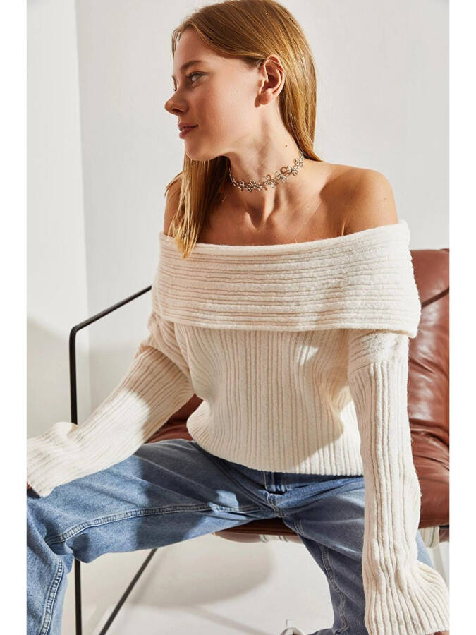 Ayollar Degaje Yoqali Kozok-Ekru - 4