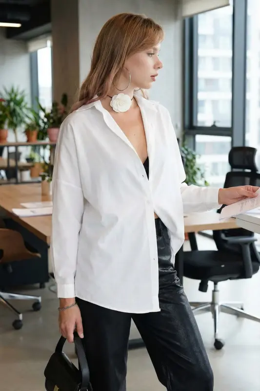 Ayollar Ekru Oversize uzun asosiy ko'ylak Arm-22Y001118-EKRU - 1
