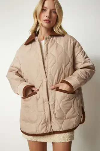 Ayollar Krem Polo Yoqali Cho'ntakli Kapitone Palto DZ00096-Krem - 3