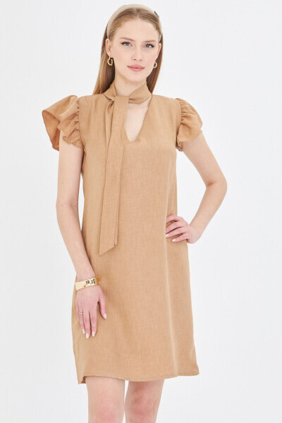 Ayollar norkasi V bo'yinli, qo'llari burmali, galstuk detallari - 6