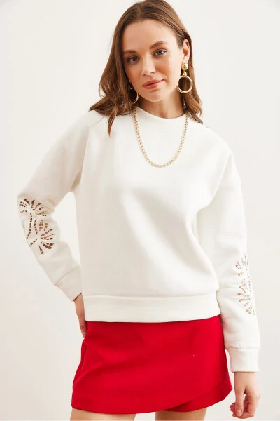 Ayollar oq ko'rinishidagi dafna barglari naqshlangan oq yelkali oq sweatshirt SWT-19000700 - 3