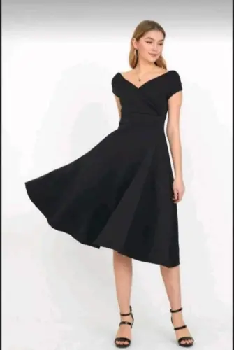 Ayollar qisqa yengli o'rama yoqali etagi volanli krep ko'ylak - 3