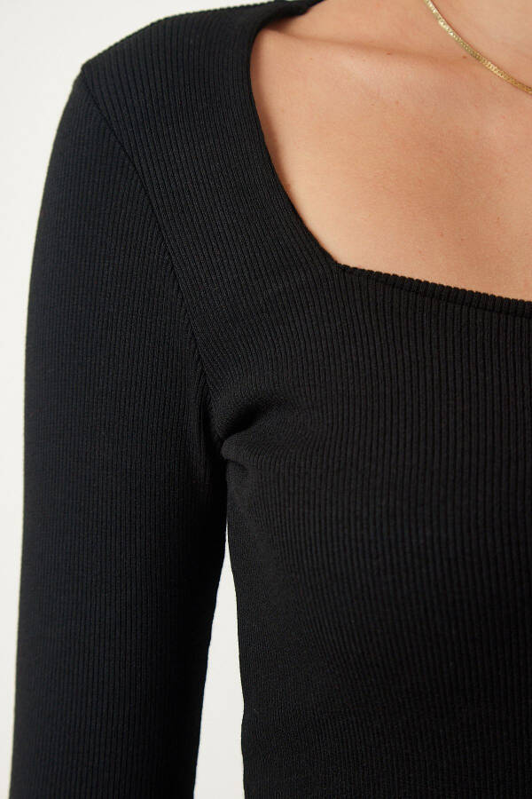 Ayollar Qora Kvadrat Yoqali Fitilli Trikotaj Ko'ylak GT00055- - 3