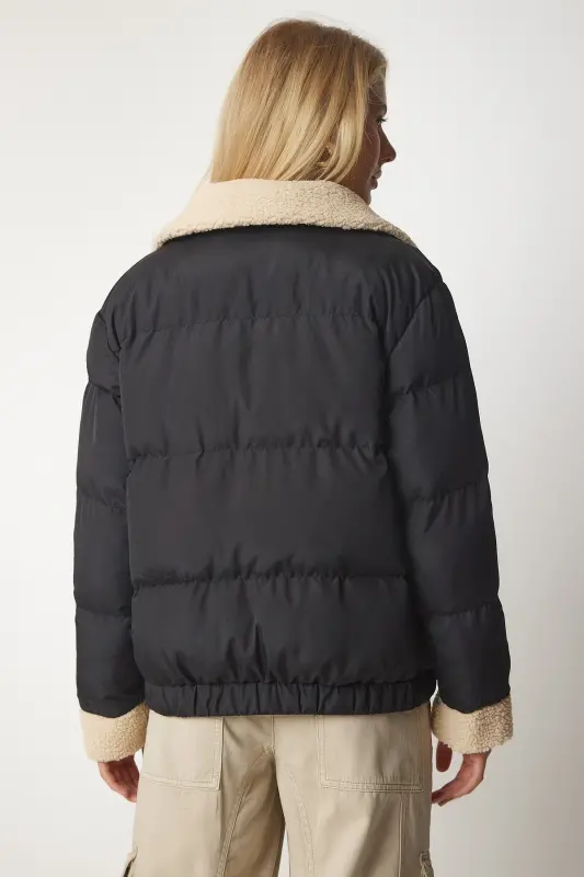 Ayollar qora peluş detallari bilan shishgan palto VP00004 - 7