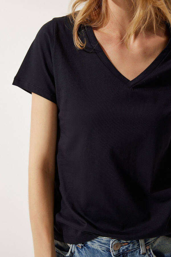 Ayollar Qora V-bo'yin Basic Triko T-shirt UB00261 - 6