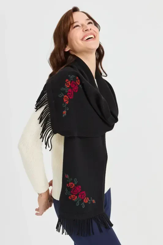 Ayollar trikotaji chekkasi gulli jun sharf qora-qora - 8