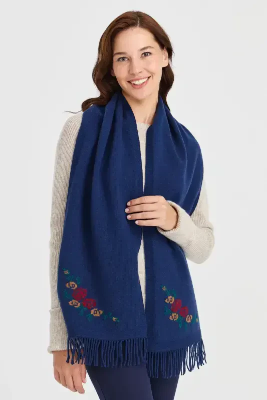 Ayollar trikotaji cheti gulli jun ro'mol Indigo-Indigo - 5