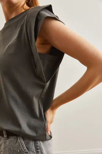 Ayollar tutuni bilan yengi detallangan paxta futbolka TSH-19000819-F - 5