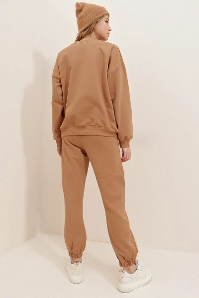 Ayollar uchun Biskuit rangli velosiped yoqali, elastik bel va oyog'i bilan ikki iplikli Basic sport kostyumi ALC-507-669-001 - 4