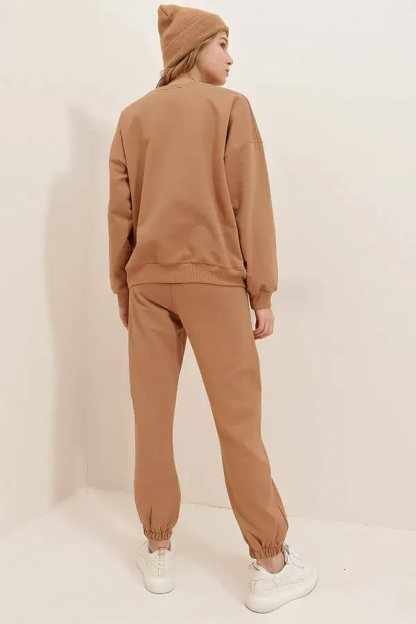 Ayollar uchun Biskuit rangli velosiped yoqali, elastik bel va oyog'i bilan ikki iplikli Basic sport kostyumi ALC-507-669-001 - 4