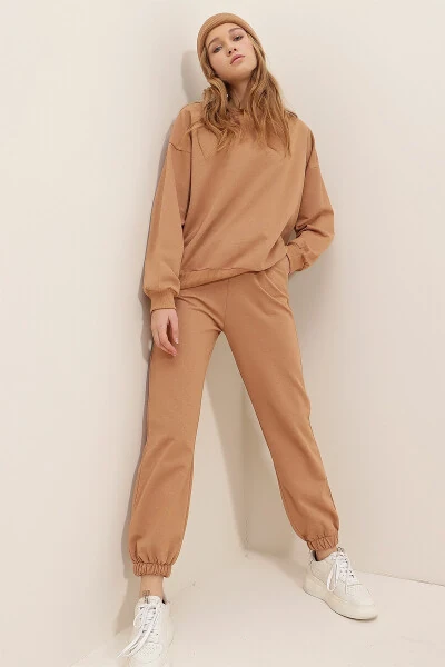 Ayollar uchun Biskuit rangli velosiped yoqali, elastik bel va oyog'i bilan ikki iplikli Basic sport kostyumi ALC-507-669-001 - 7