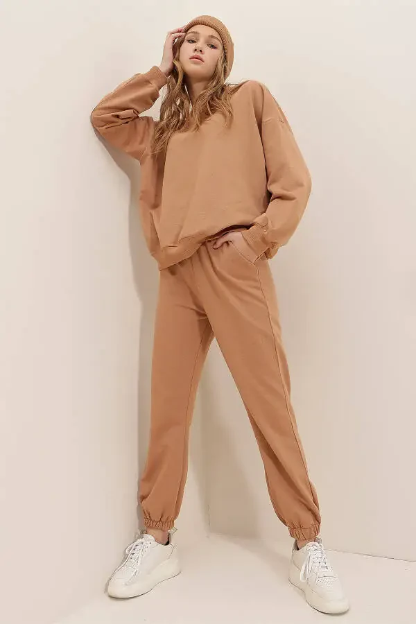 Ayollar uchun Biskuit rangli velosiped yoqali, elastik bel va oyog'i bilan ikki iplikli Basic sport kostyumi ALC-507-669-001 - 9