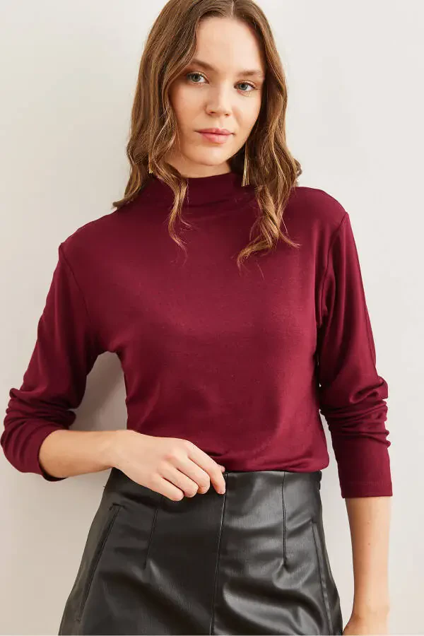 Ayollar uchun bordo rangli tik turunjli, oqimli Soft Touch bluzkasi BLZ-19002758 - 4