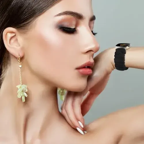 Ayollar uchun Fitbit Versa 3/Versa 4/Sense/Sense 2 tasmalariga mos keluvchi sozlanishi mumkin bo'lgan резинка bantlar, cho'ziluvchan bilaguzuk, qulay elastik резинка aqlli soat tasmasi, yumshoq mato. - 6