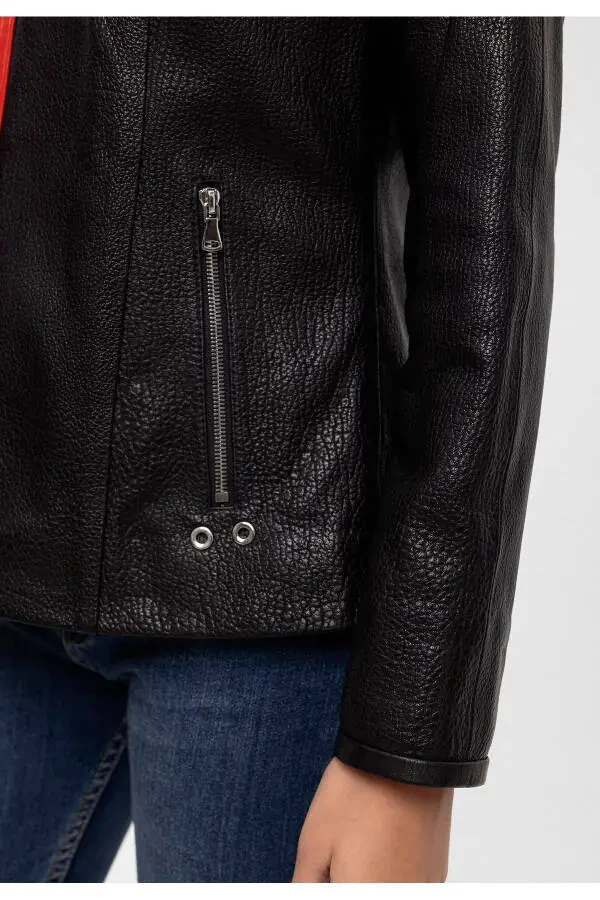 Ayollar uchun haqiqiy charm ko'ylagi, qora, fermuarli, keng kesimli. - 4