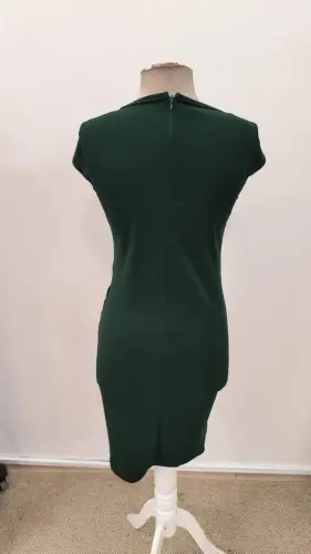 Ayollar uchun kalta yengli, yoqasi assimetrik, kalta import krep ko'ylak - 6