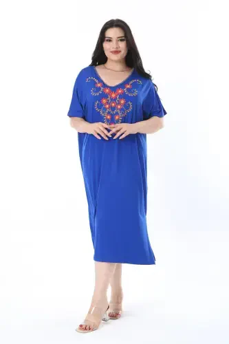 Ayollar uchun katta o'lchamli saks rangli kashta detalli likrali viskon ko'ylak 65N38171-SAKS - 6