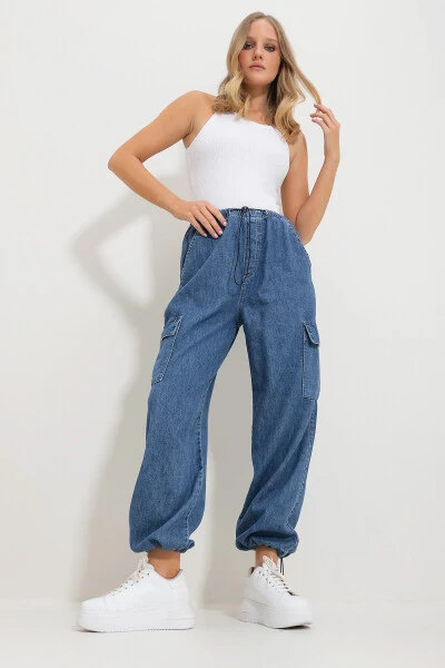 Ayollar uchun ko'k rangli elastik bel va oyoq uchlari bilan jihozlangan cho'ntag'li kargo jogger shimlari Alc-X11759 - 5