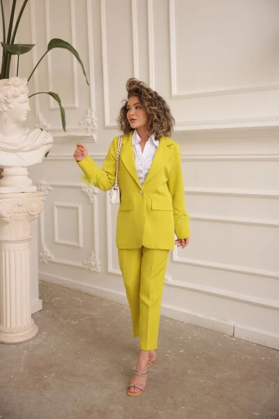 Ayollar uchun manjetli püskülli ko'ylagi va shim to'plami - 5