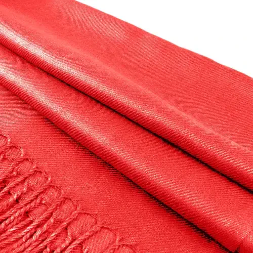 Ayollar uchun moda, yengil va uzun sharflar. Hashamatli ayollar sharflari, bir rangli shallar. Yumshoq va iliq sharflar onlayn. - 6