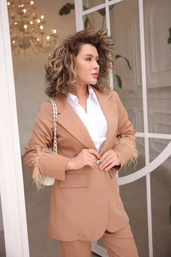 Ayollar uchun mo'ynali jaket va shim to'plami - 3