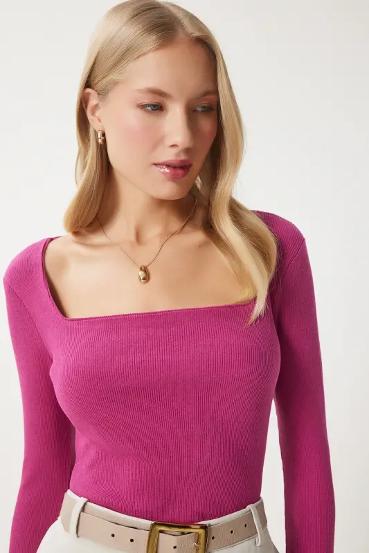 Ayollar uchun ochiq bordo kvadrat yoqali ipli trikotaj bluzkasi GT00052 - 2