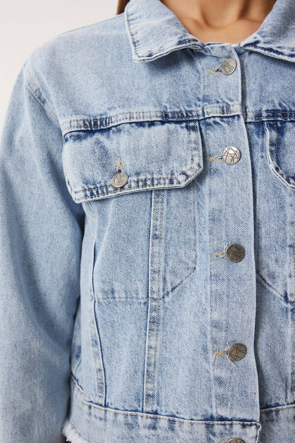 Ayollar uchun ochiq ko'k rangli to'qilgan denim kurtka AN00218 - 5