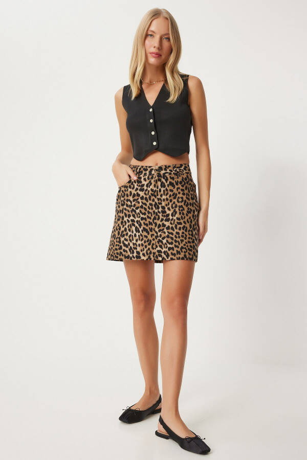 Ayollar uchun qora bej leopard naqshli mini denim yubka UL00041 - 1