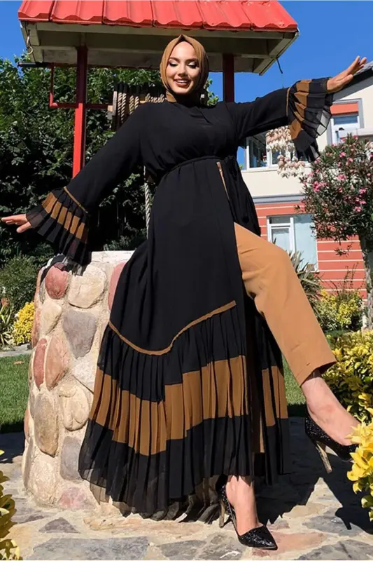Ayollar uchun qora plyusirli volanli abaya T 4547 - TRENDTESETTÜR