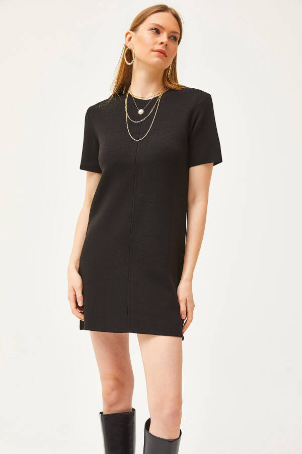 Ayollar uchun qora rangli bisiklet bo'yinli mini triko libos ELB-19002058 - 1