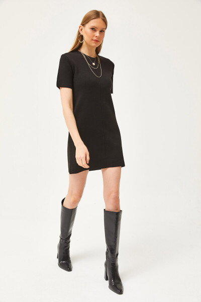 Ayollar uchun qora rangli bisiklet bo'yinli mini triko libos ELB-19002058 - OLALOOK (1)