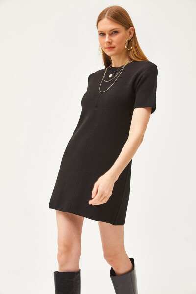 Ayollar uchun qora rangli bisiklet bo'yinli mini triko libos ELB-19002058 - 4