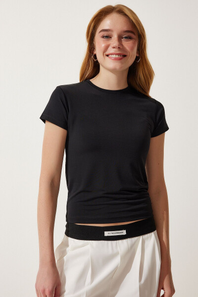 Ayollar uchun qora rangli bisiklet yoqali Basic Sandy futbolkasi EN00611 - 3