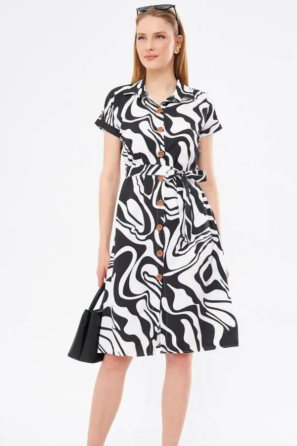 Ayollar uchun qora rangli naqshli kamarli belbog'li qisqa yengli ko'ylak ko'ylak ARM-22Y001058 - 4