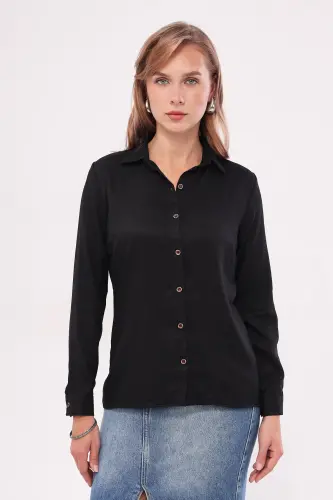 Ayollar uchun qora uzun yengli oddiy ko'ylak ARM-18Y001176 - 4