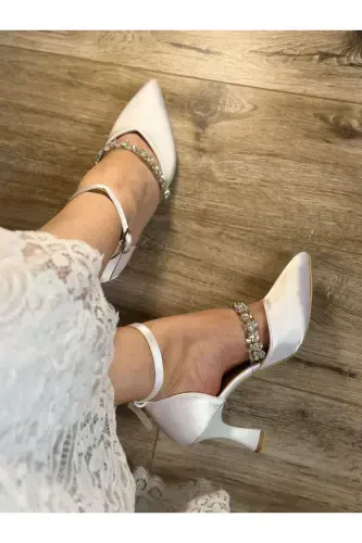 Ayollar uchun Sedef singan oq 7 sm to'piqli toshli qulay stiletto to'y poyabzali - LİNEER (1)