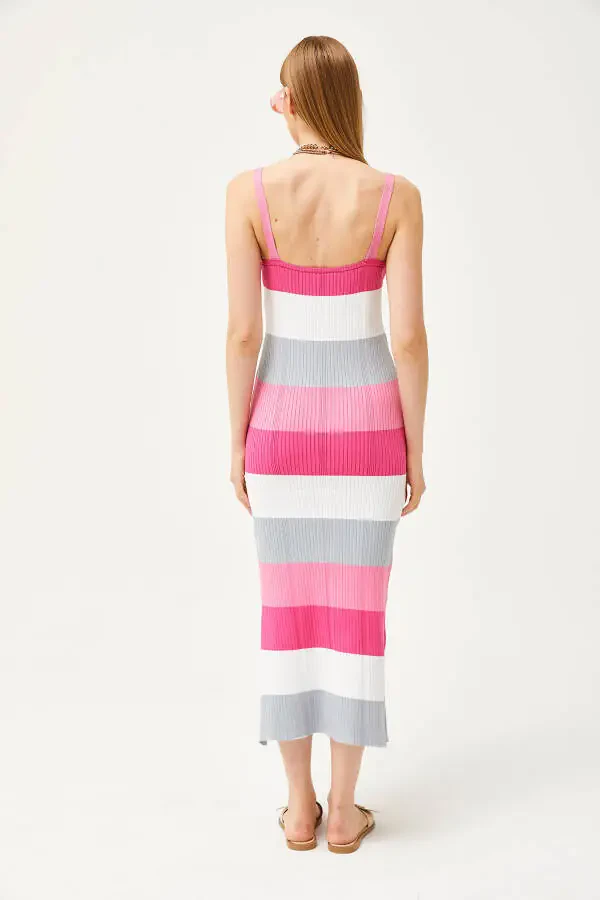 Ayollar uchun shakar pushti rangli, belbog'li, chiziqli, yon tomondan yirtiq, triko kiyim ELB-19002069 - 6