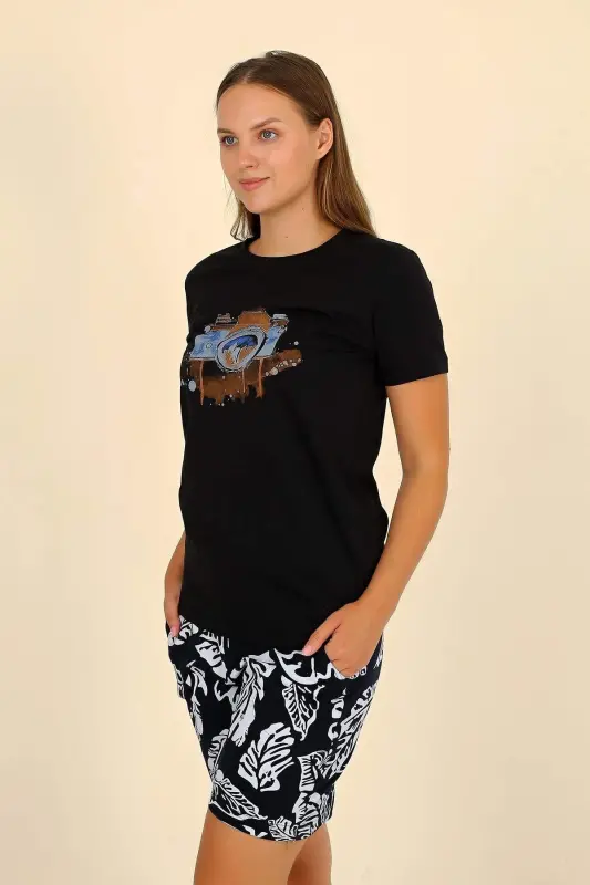 Ayollar uchun shortili kalta yengli paxta pijama to'plami. Qora. 3622 - 2