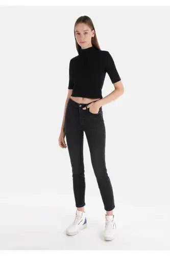 Ayollar uchun Slim Fit, Oddiy Bel, To'g'ri Oyoqli Jinsi Shimlar - 3